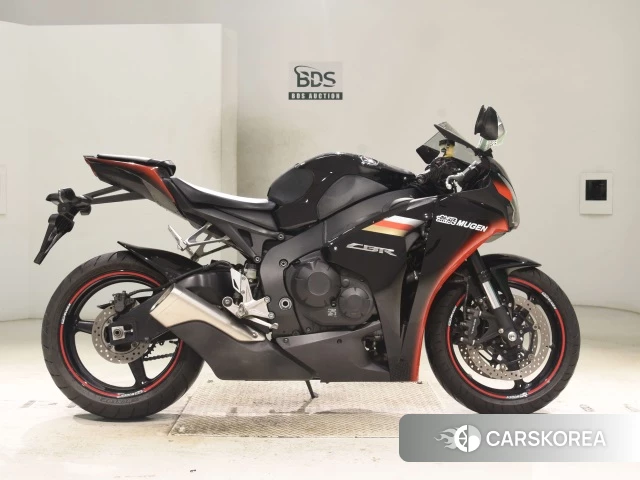 Проданный Honda CBR1000RR 2010 из Японии, фото 3