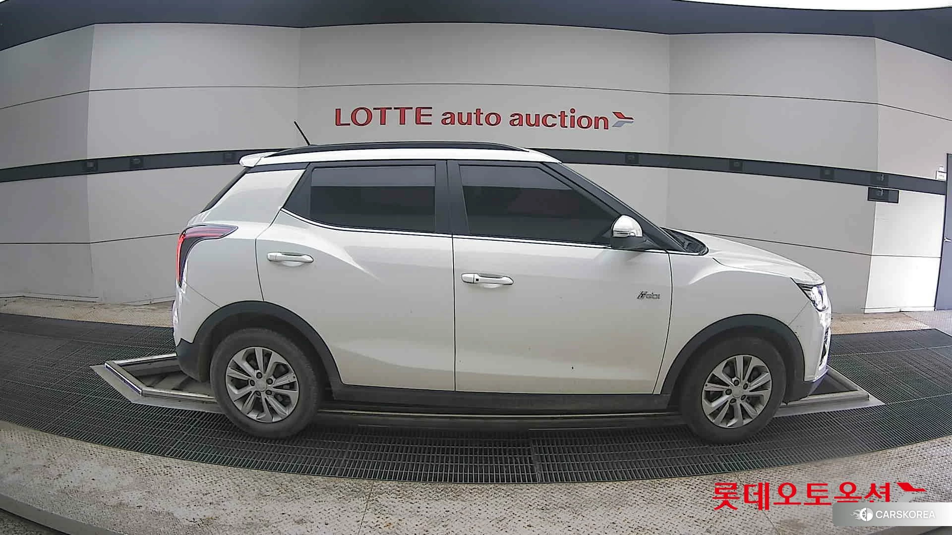 SsangYong Tivoli id 4289657 из Кореи 23