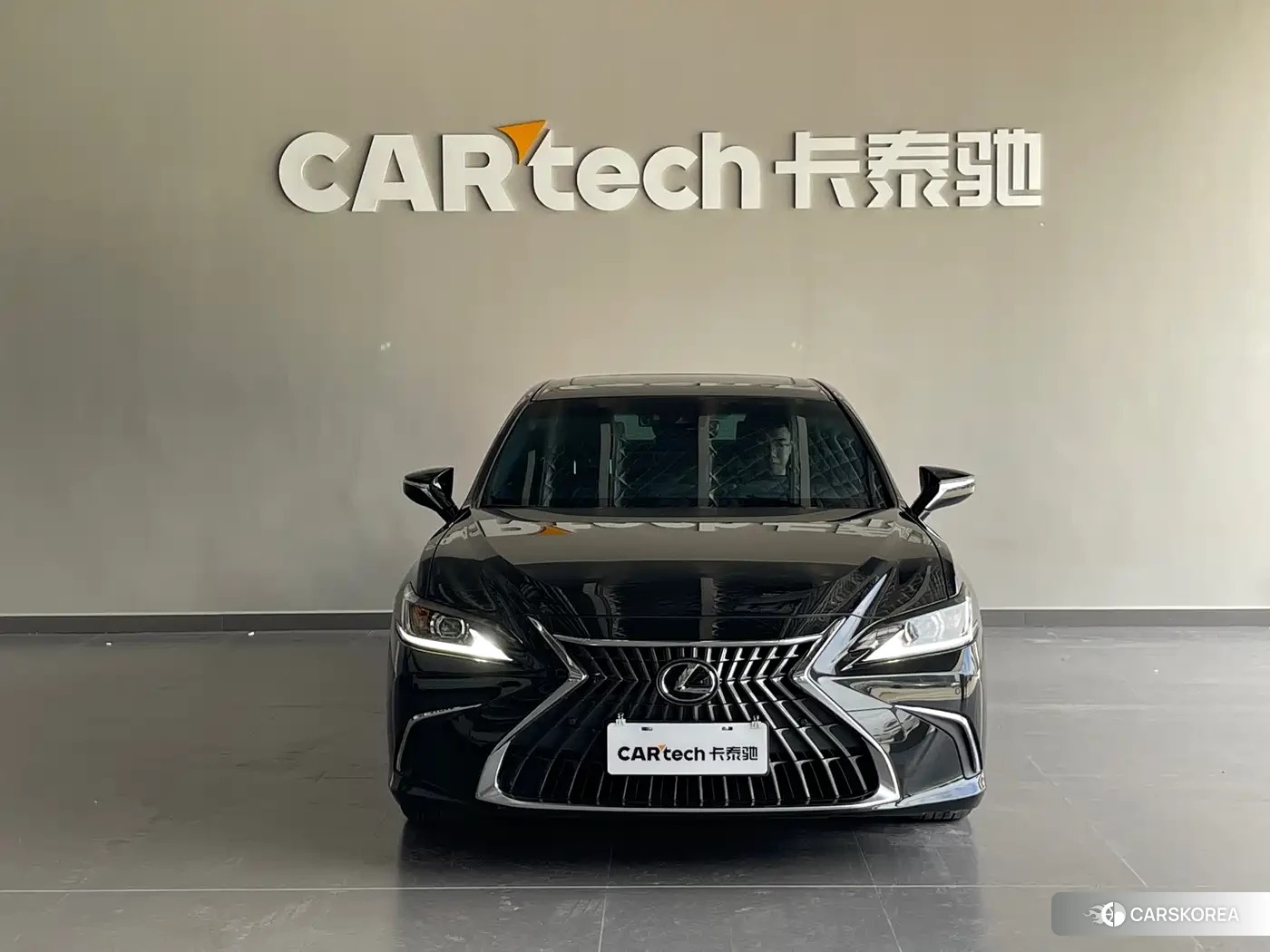 Lexus ES id 4577608 из Китая 23