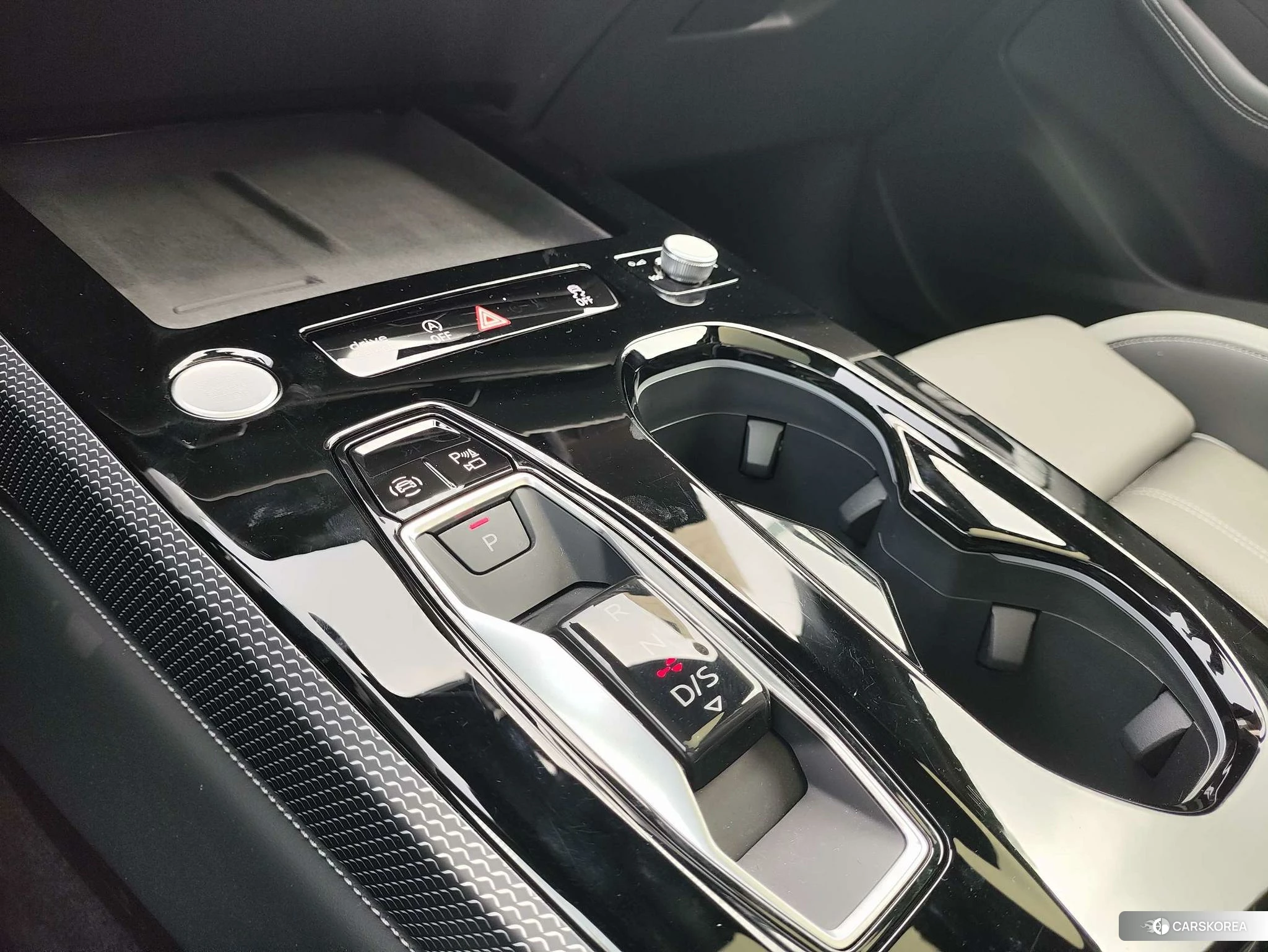 Audi A5L id 4405825 из Китая 11