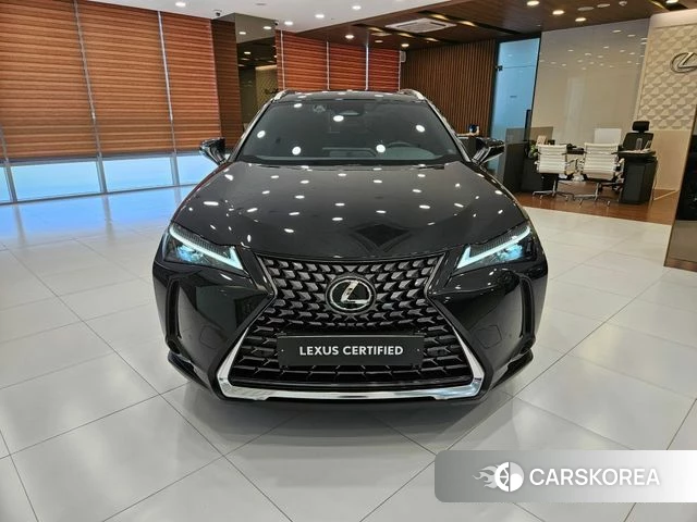 Lexus UX300h id 4704885 из Кореи 8