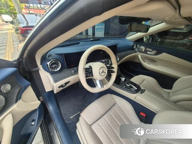 Mercedes-Benz E-Class W213 2022 Черный из Кореи, фото 3