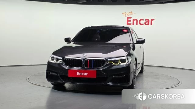 BMW 5 Series (G30) id 4397948 из Кореи 13