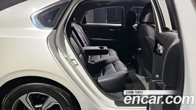 Kia Come New K3 id 2764712 из Кореи 13