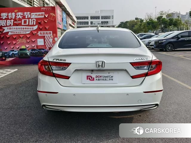 Honda Accord id 4264562 из Китая 14