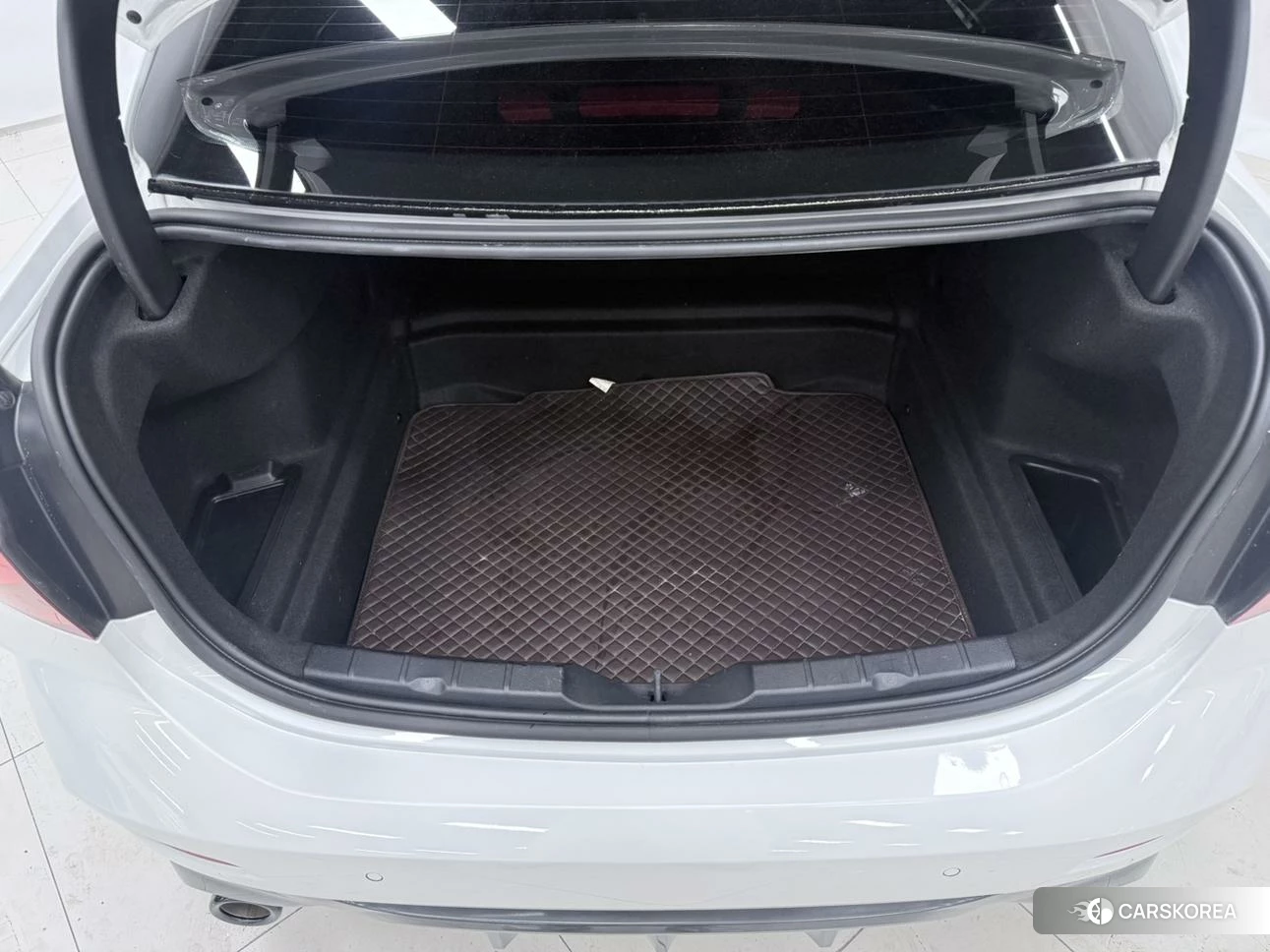 BMW 1 series id 4514828 из Китая 17