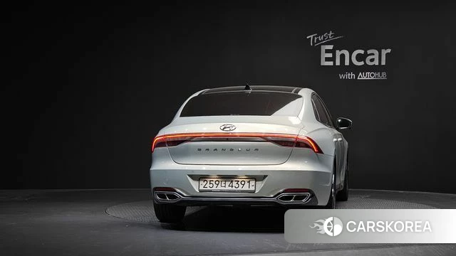 Hyundai The New Grandeur IG Hybrid id 4586763 из Кореи 23