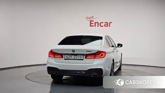 BMW 5 Series (G30) id 3243709 из Кореи 13