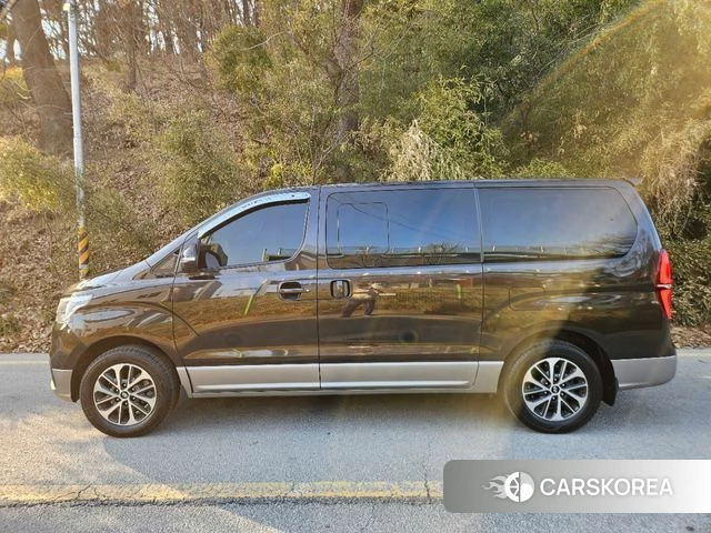 Hyundai The New Grand Starex id 3820982 из Кореи 13