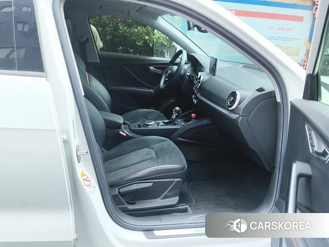 Audi Q2L e-tron id 4387658 из Китая 14