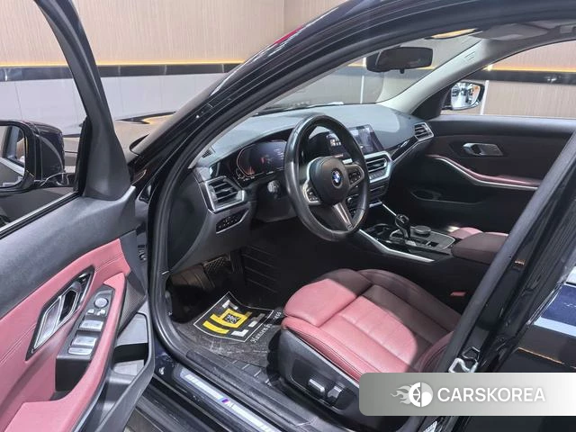 BMW 3 series 2021 Черный из Китая, фото 3
