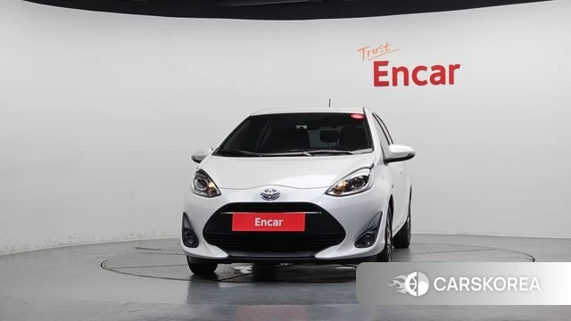 Toyota Prius C id 4712876 из Кореи 23