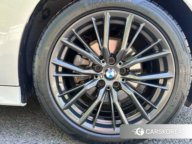 BMW 3 series id 4348831 из Китая 11