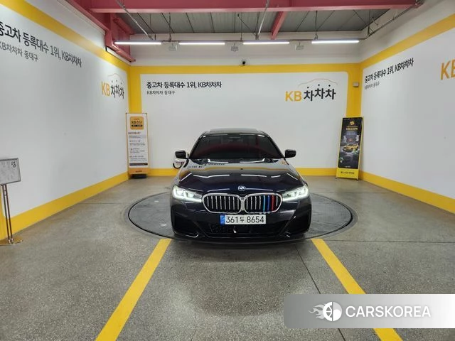 BMW 5 Series (G30) id 4792992 из Кореи 13