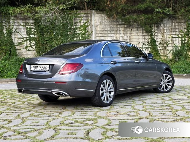 Mercedes-Benz E-Class W213 id 4887379 из Кореи 13