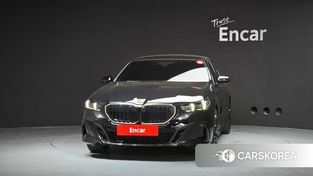 BMW 5 Series (G60) id 4499300 из Кореи 23