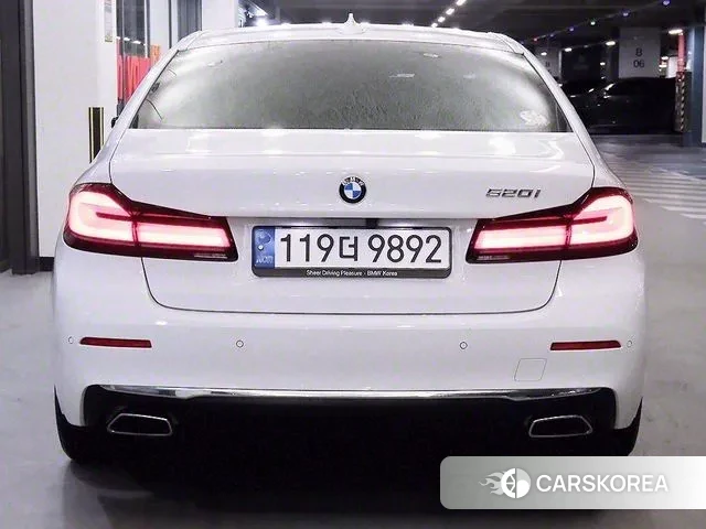 BMW 5 Series (G30) id 2997717 из Кореи 13