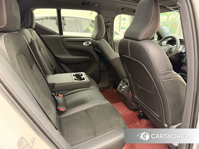 Volvo XC40 id 4238292 из Китая 15