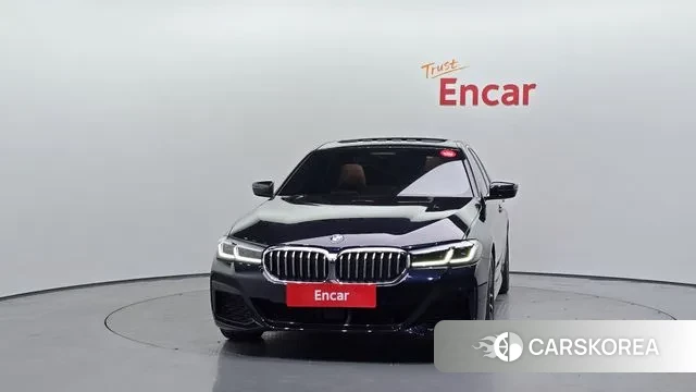 BMW 5 Series (G30) id 2974739 из Кореи 13