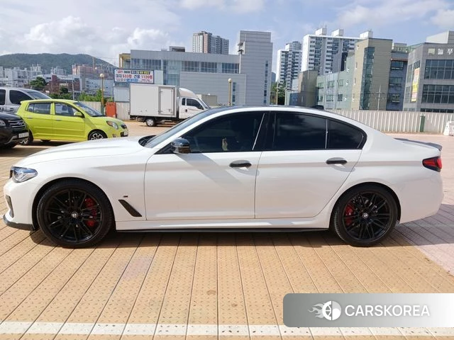 BMW 5 Series (G30) id 4626491 из Кореи 13