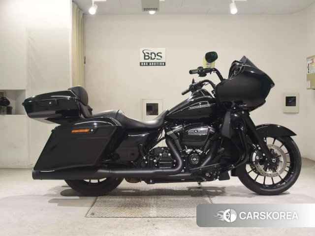 Проданный Harley-Davidson Road Glide FLTRXS1750 2018 из Японии, фото 2