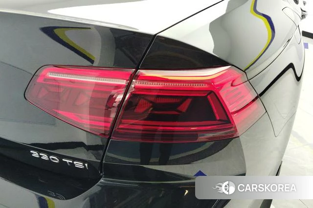 Volkswagen Magotan id 3837295 из Китая 10