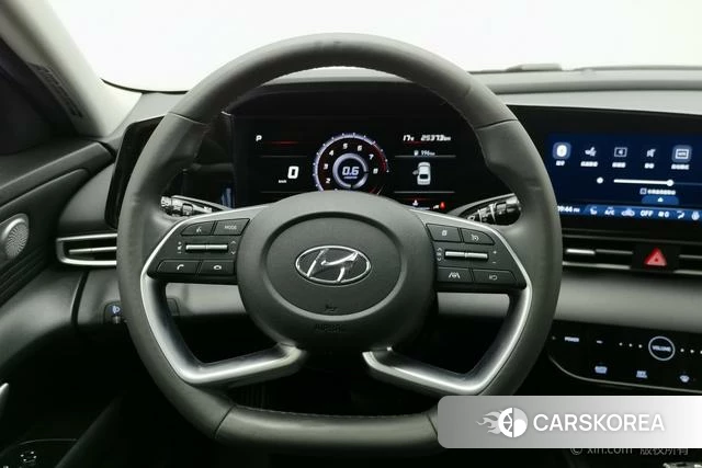 Hyundai Elantra id 4301366 из Китая 17