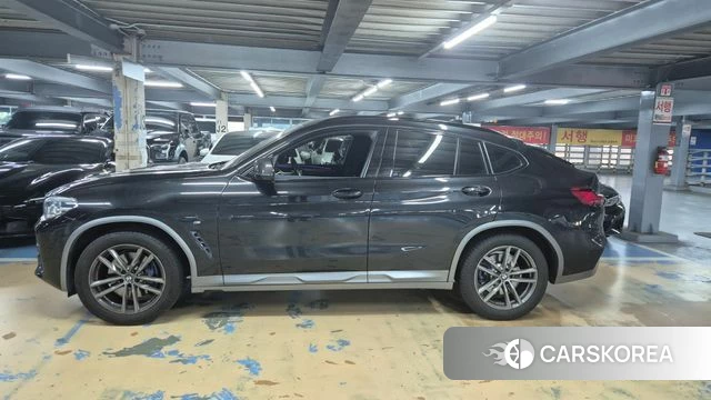 BMW X4 (G02) 2021 Черный из Кореи, фото 4