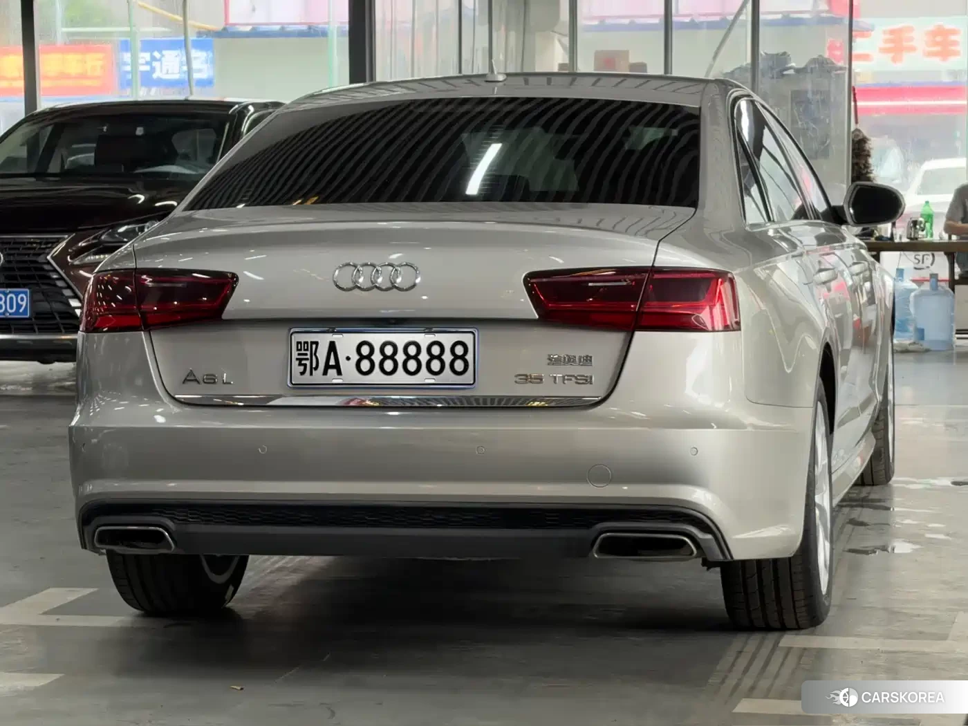 Audi A6L id 4565447 из Китая 11