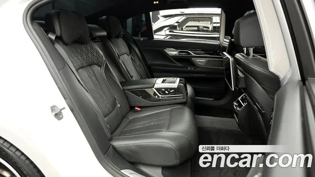 BMW 7 Series (G11) id 2762626 из Кореи 13