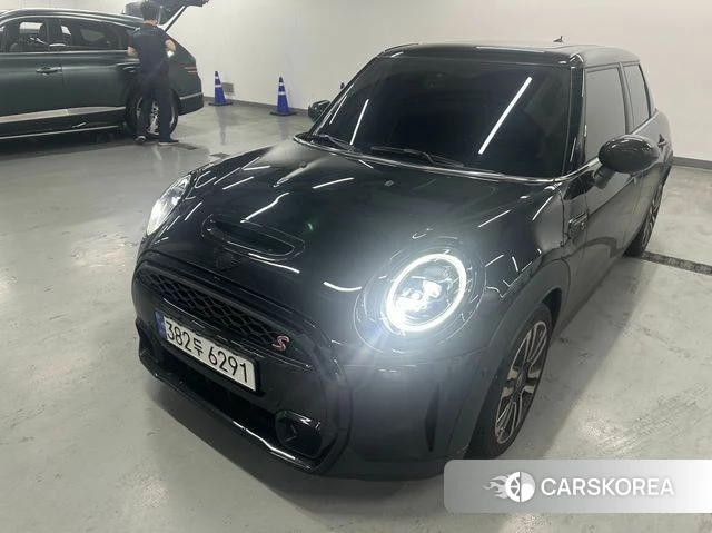 Mini Cooper S 2024 Черный из Кореи, фото 6