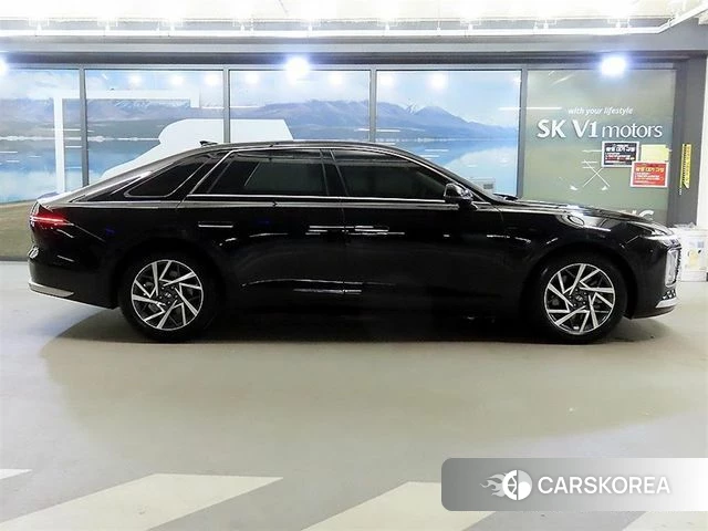 Hyundai Grandeur (GN7) id 4432508 из Кореи 12
