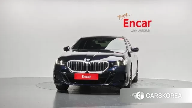 BMW 5 Series (G60) id 3565434 из Кореи 13