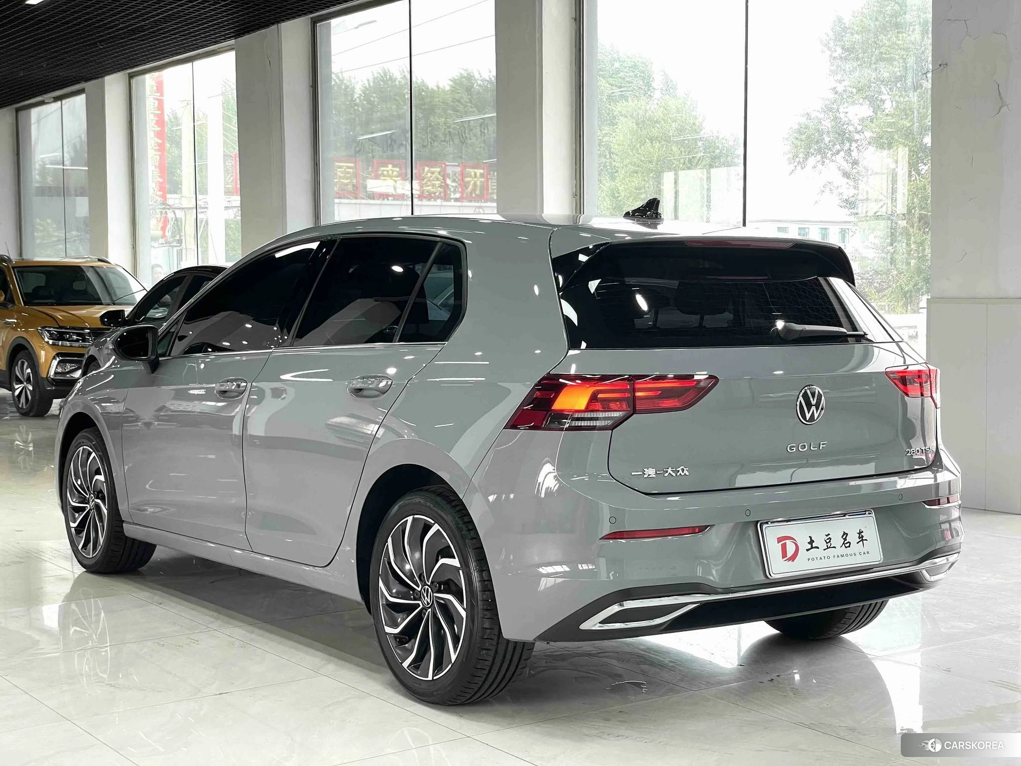 Volkswagen Golf id 4487189 из Китая 11