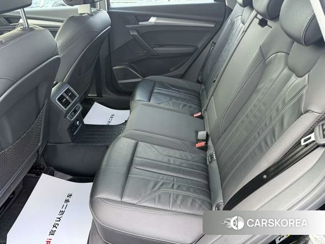 Audi Q5L 2023 Черный из Китая, фото 3