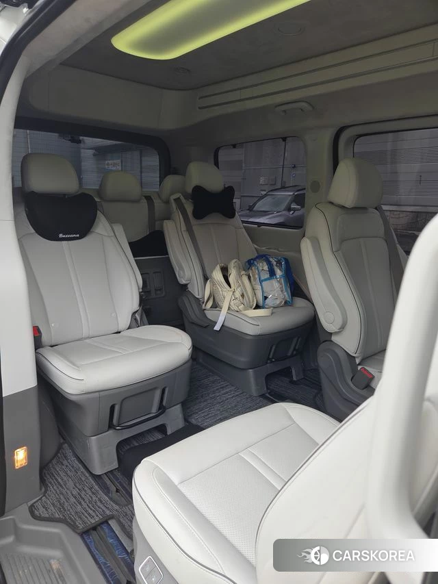 Hyundai Staria 2025 Белый из Кореи, фото 4
