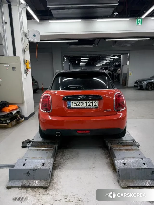 Mini Cooper 2020 Оранжевый из Кореи, фото 3