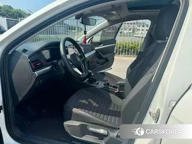 Volkswagen Lavida 2024 Белый из Китая, фото 3
