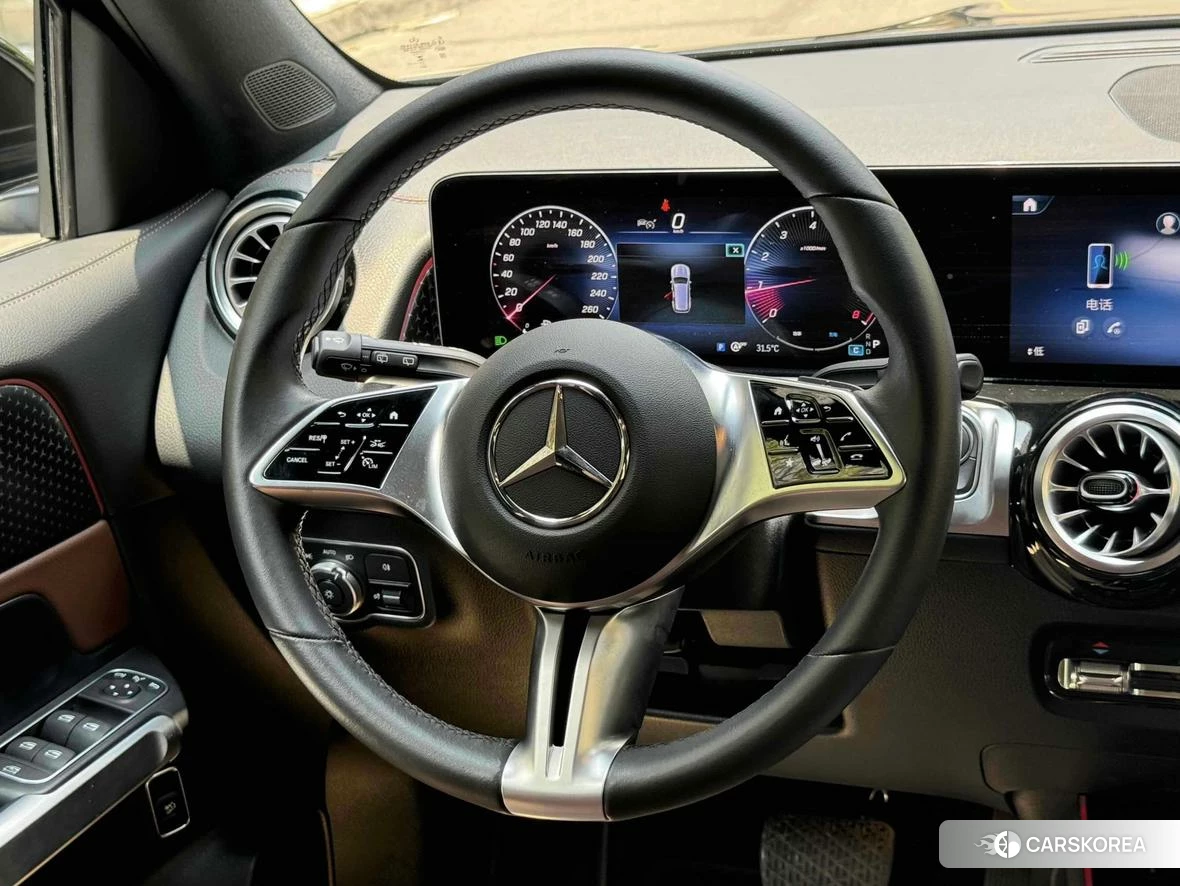Mercedes-Benz GLB 2023 Черный из Китая, фото 3