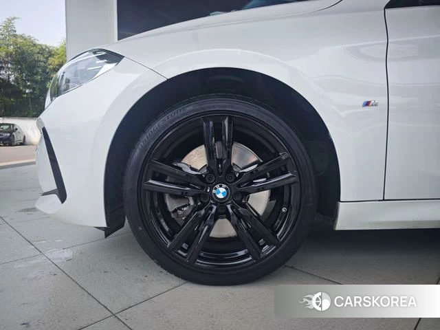 BMW 1 series id 4275432 из Китая 9