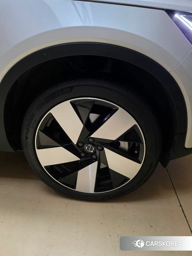 Volvo C40 Richards id 4406198 из Кореи 8