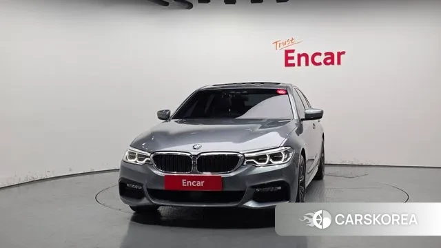 BMW 5 Series (G30) id 3445117 из Кореи 13