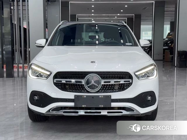 Mercedes-Benz GLA 2021 Белый из Китая, фото 3