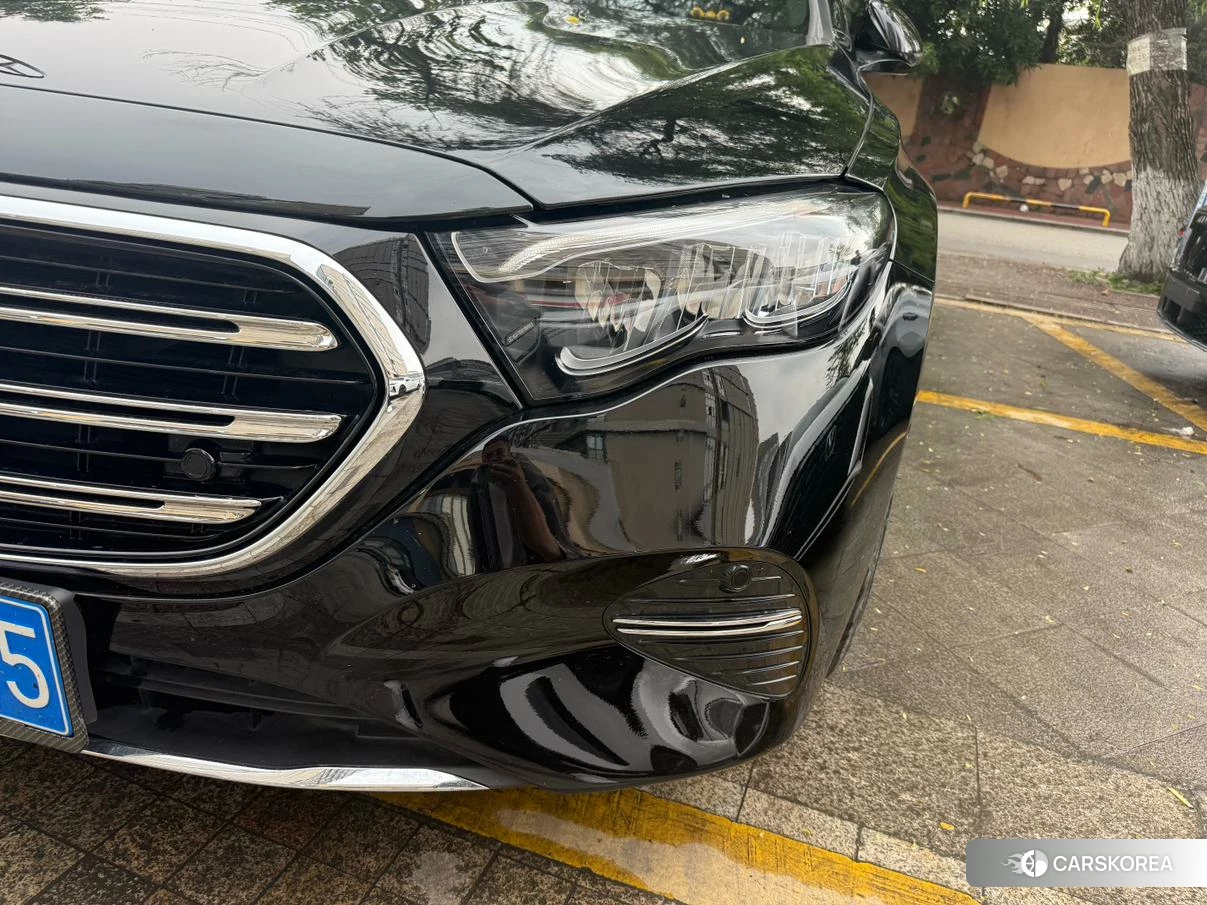 Mercedes-Benz E-class id 4426908 из Китая 7
