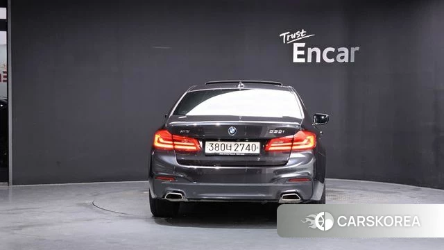 BMW 5 Series (G30) id 4604687 из Кореи 23