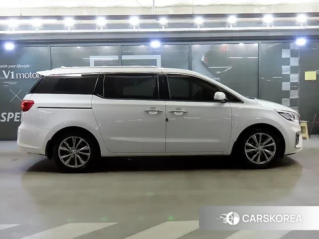 Kia The New Carnival id 3708806 из Кореи 13