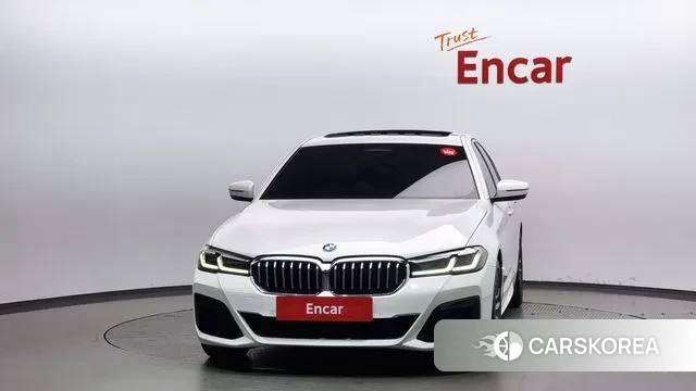 BMW 5 Series (G30) id 3212786 из Кореи 13