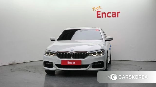 BMW 5 Series (G30) id 4269291 из Кореи 13