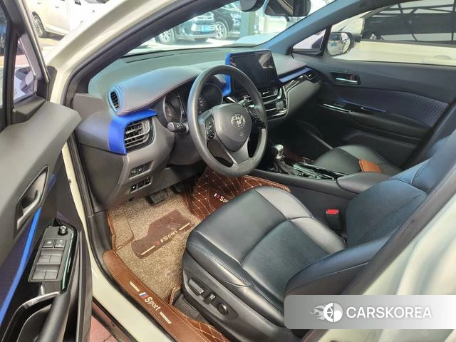 Toyota C-HR 2021 Белый из Китая, фото 3