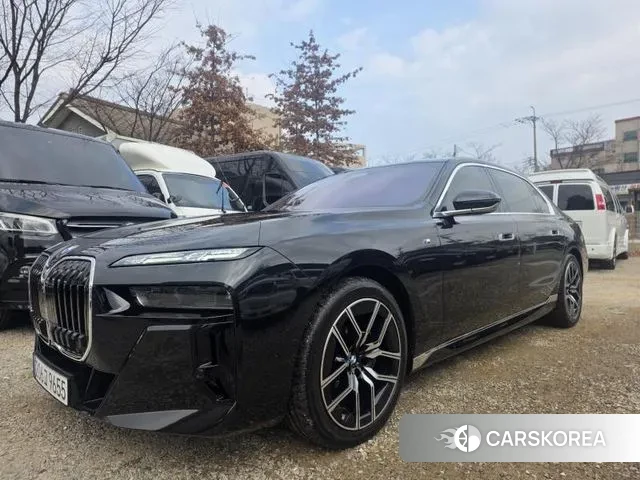 BMW 7 Series (G70) id 3695704 из Кореи 10